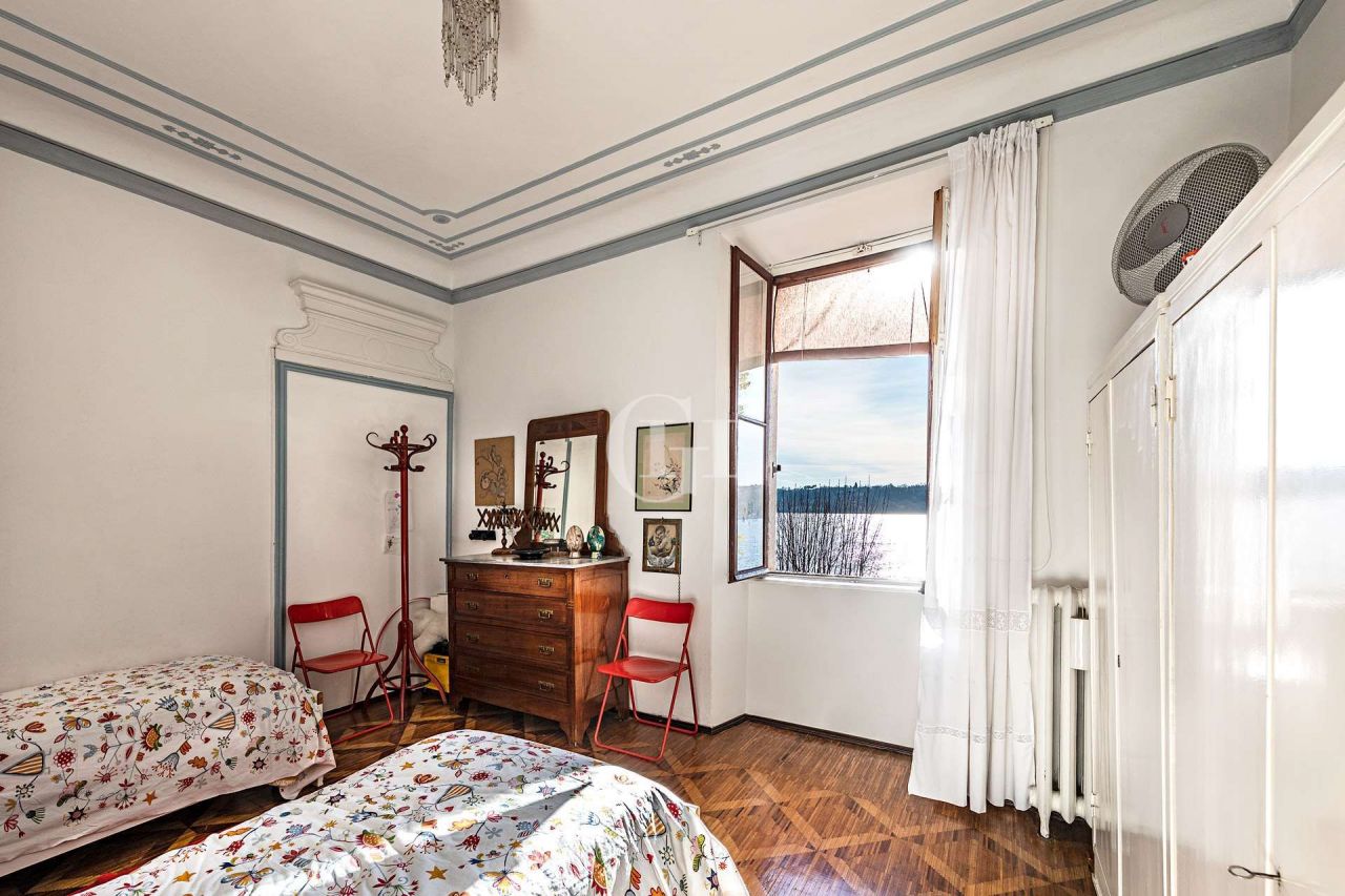 Квартира у озера Гарда, Италия, 112 м2 фото 5