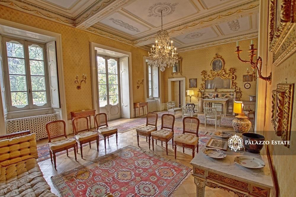 Вилла у озера Комо, Италия, 2 000 м2 фото 5