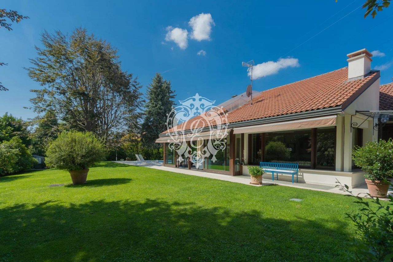 Вилла в Гуанцате, Италия, 500 м2 фото 4