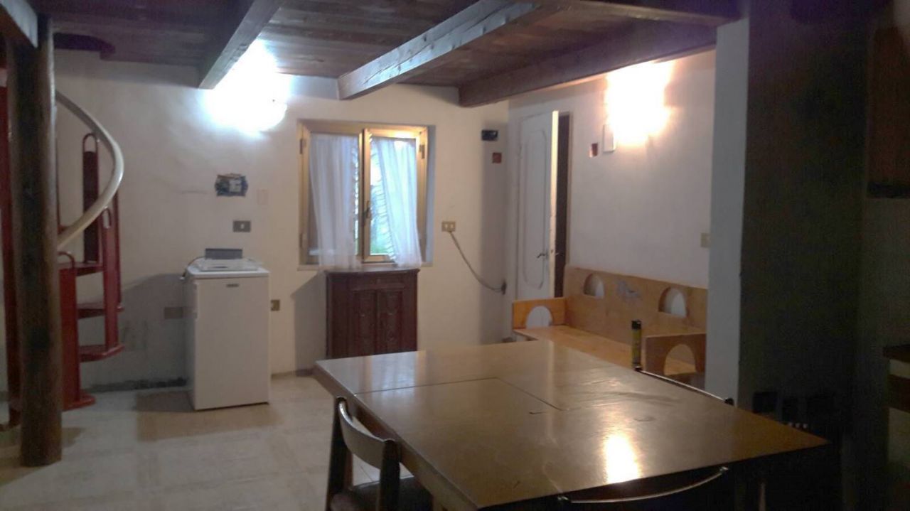 Дом в Кроньялето, Италия, 100 м2 фото 2
