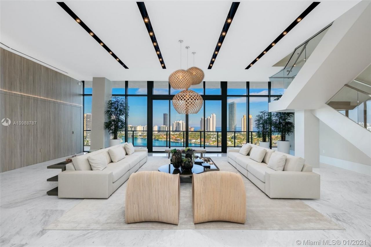 Пентхаус в Майами, США, 600 м2 фото 1