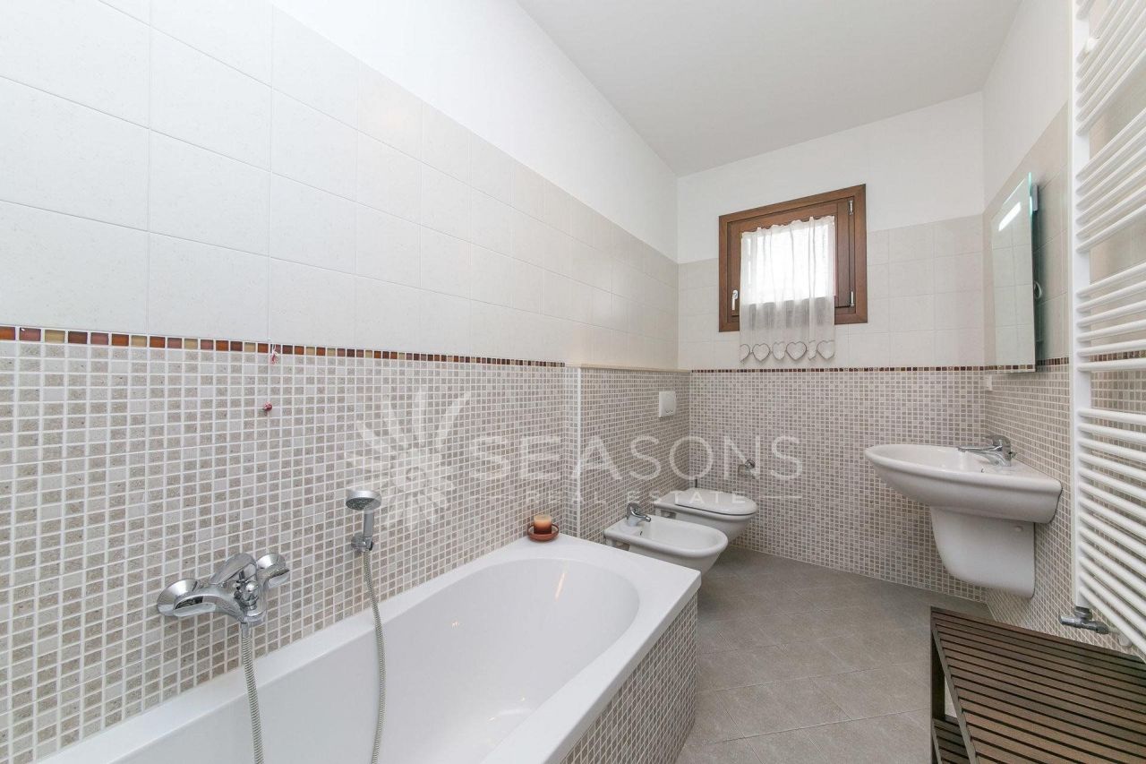 Квартира в Каваллино-Трепорти, Италия, 75 м2 фото 5