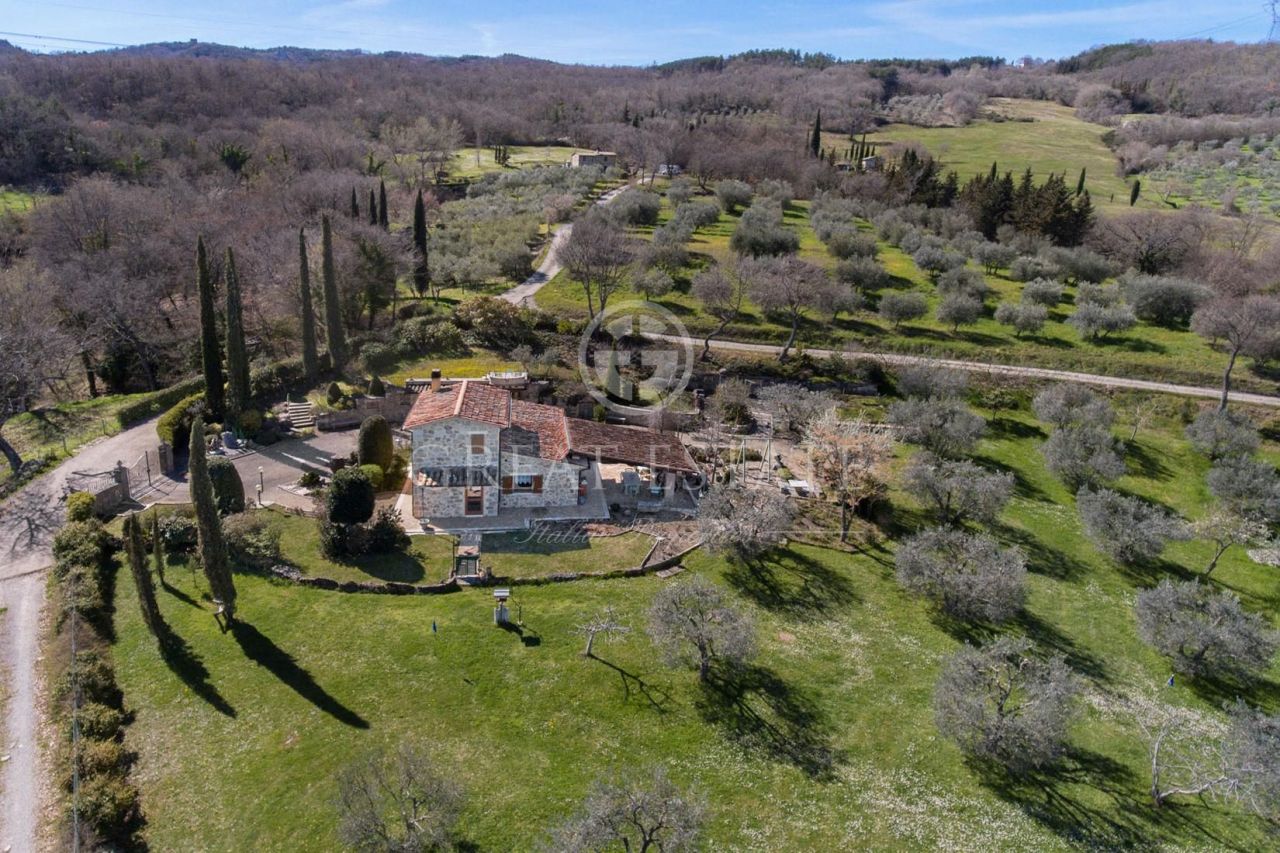 Дом Castiglione d'Orcia, Италия, 144.35 м2 фото 1