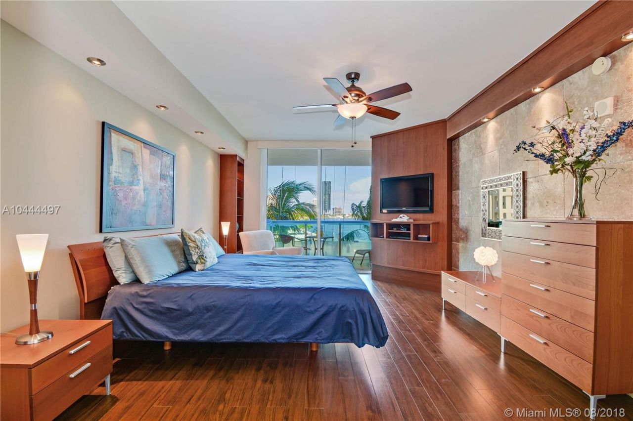 Квартира в Майами, США, 210 м2 фото 3