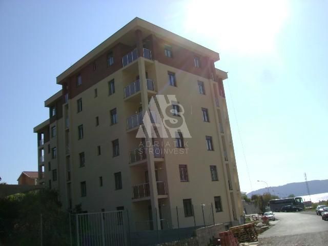 Квартира в Бечичи, Черногория, 57 м2 фото 2