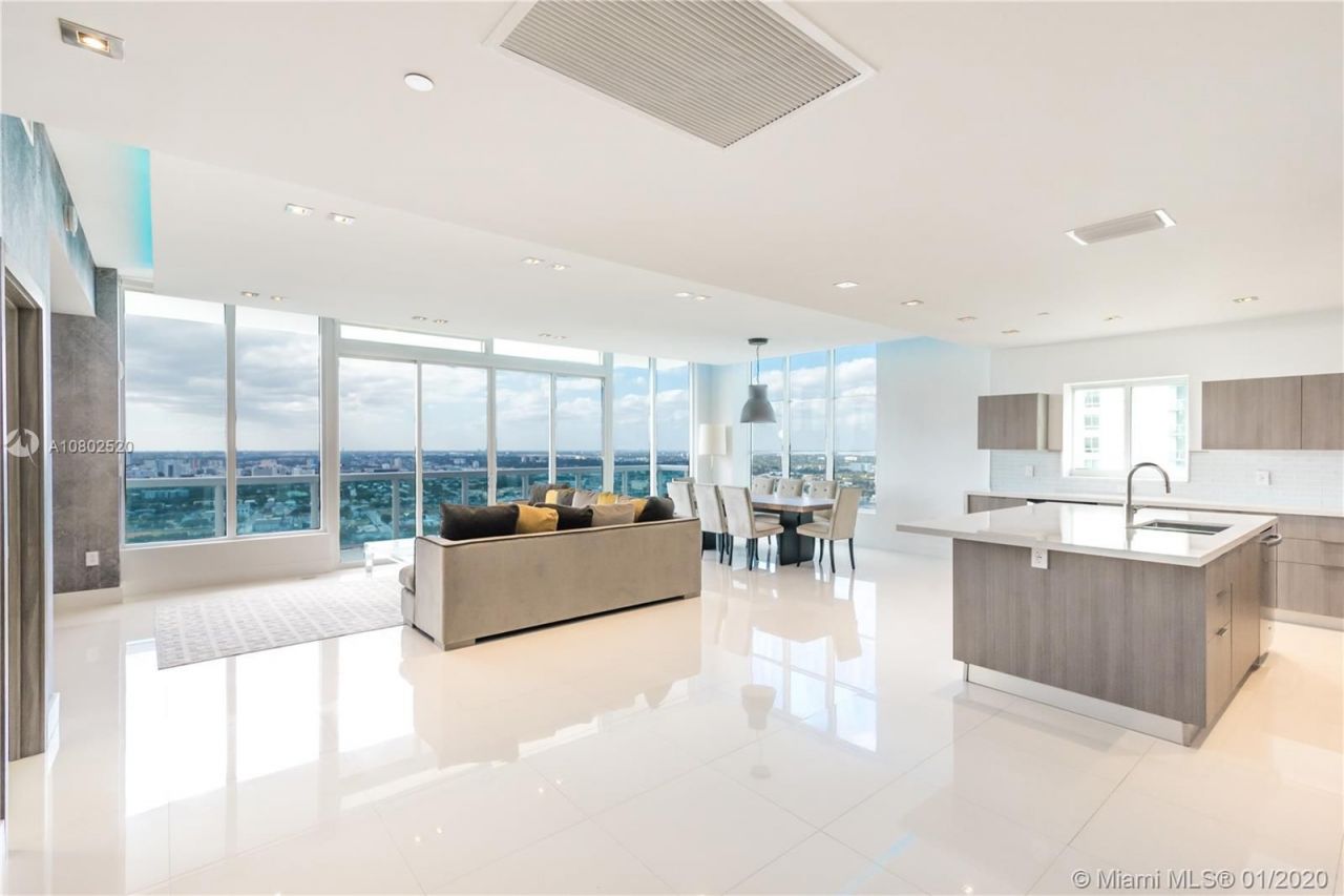 Пентхаус в Майами, США, 380 м2 фото 2