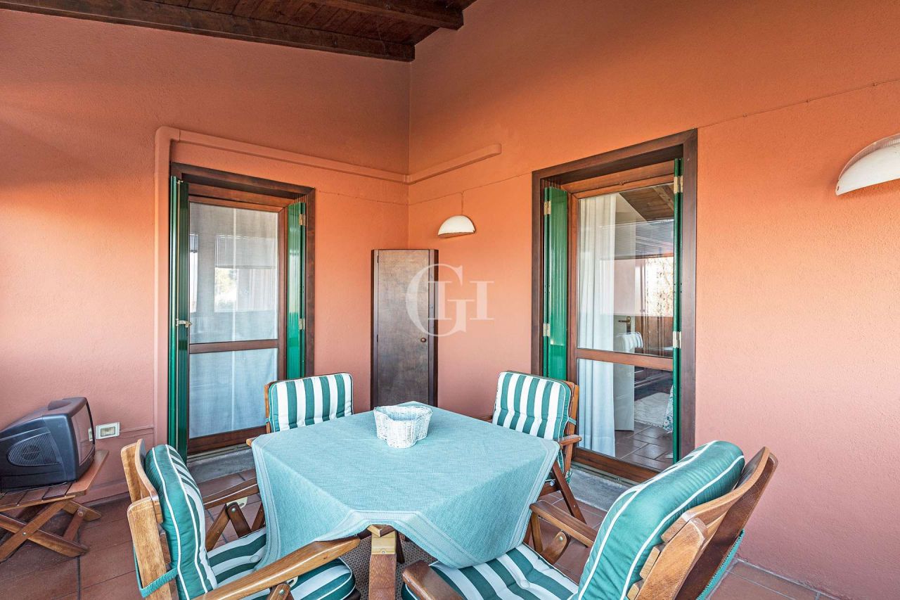 Квартира у озера Гарда, Италия, 70 м2 фото 3