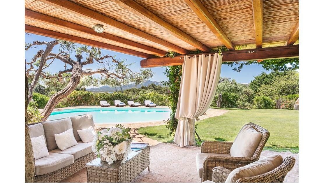 Вилла в Порто Черво, Италия, 270 м2 фото 1