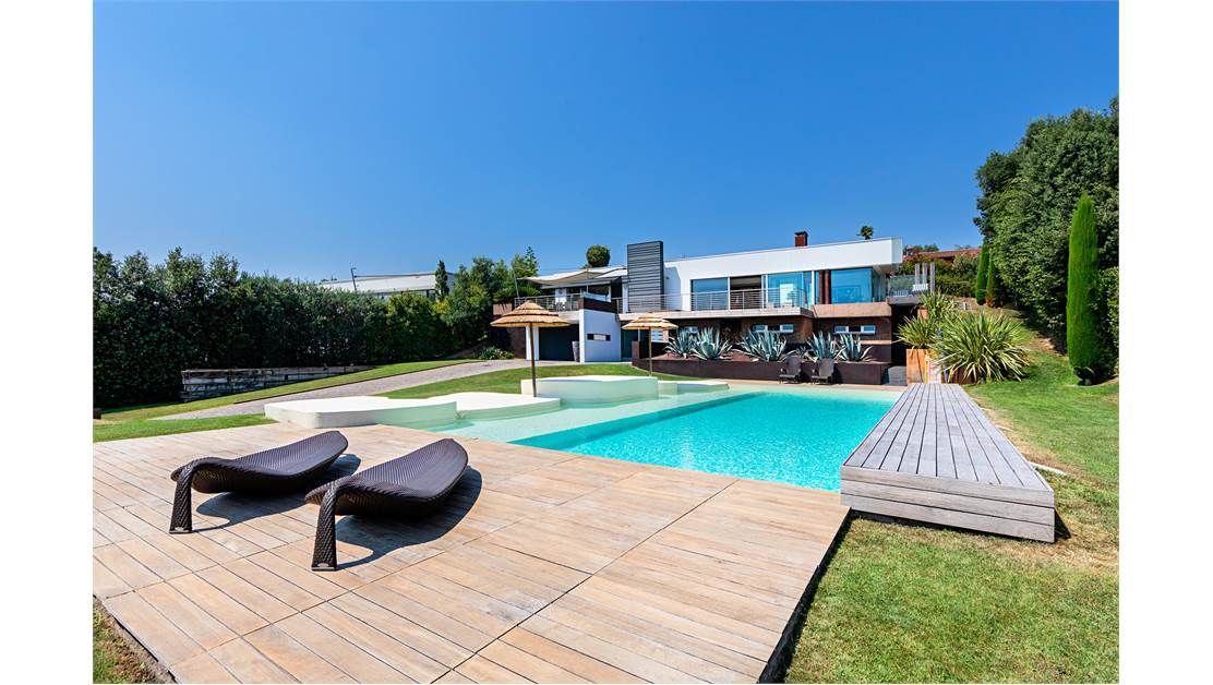 Вилла у озера Гарда, Италия, 435 м2 фото 1