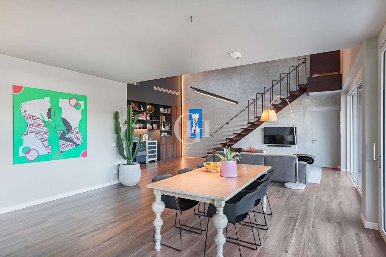 Вилла у озера Гарда, Италия, 230 м2 фото 5