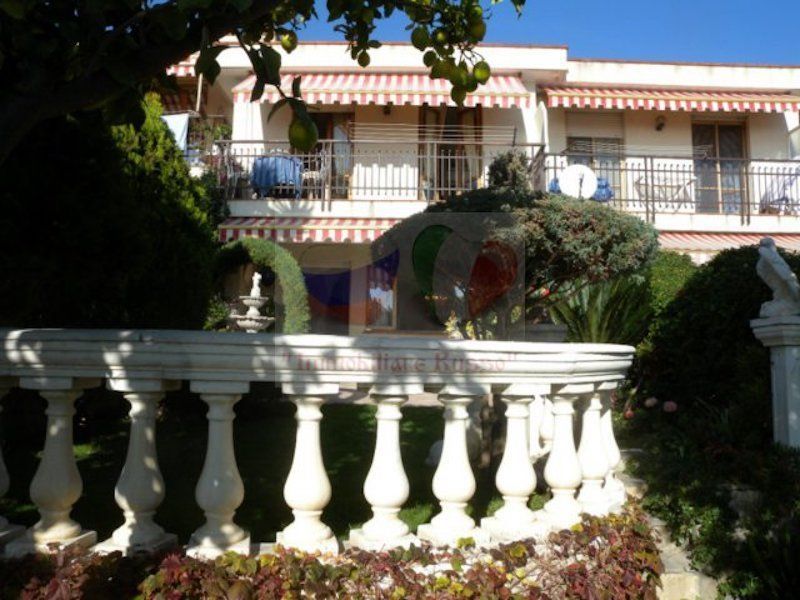 Дом в Оспедалетти, Италия, 160 м2 фото 1