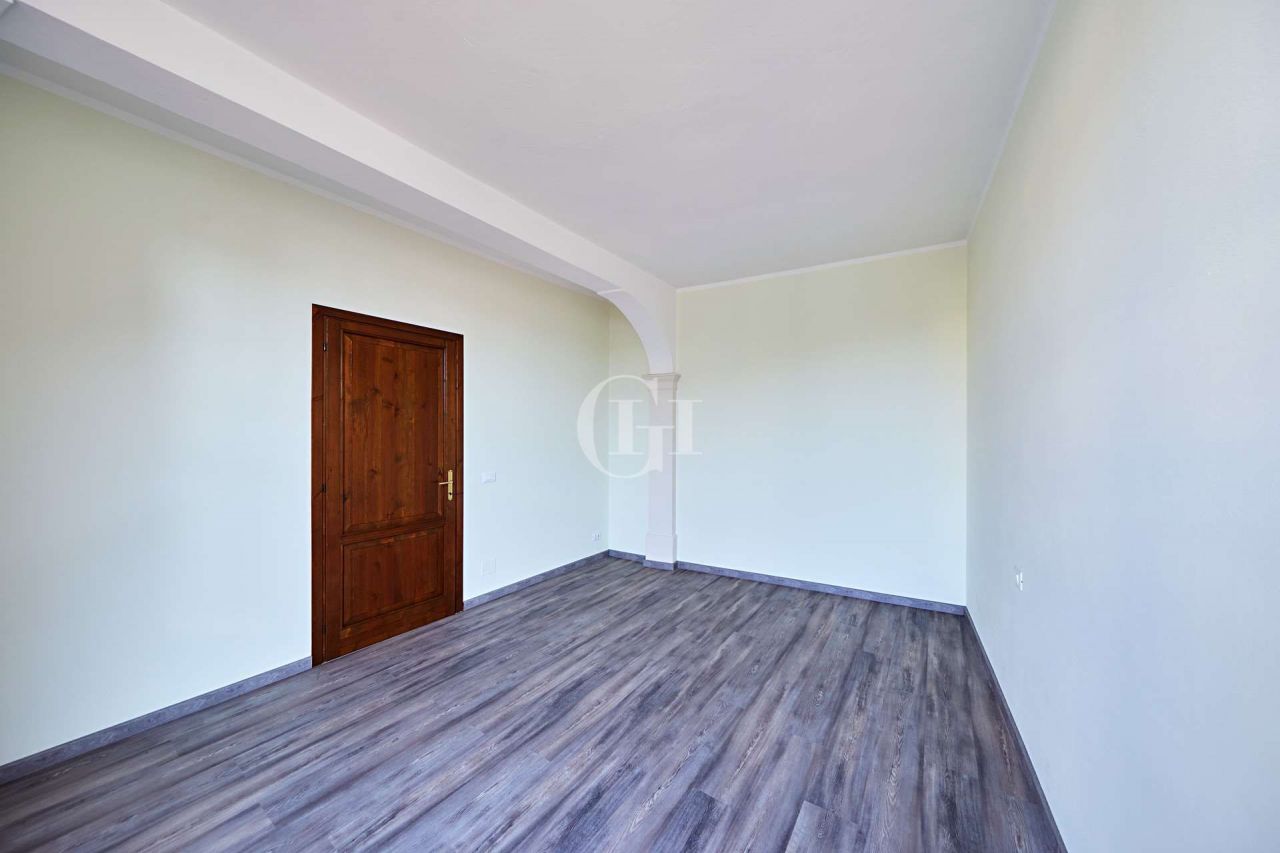 Апартаменты у озера Гарда, Италия, 70 м2 фото 3