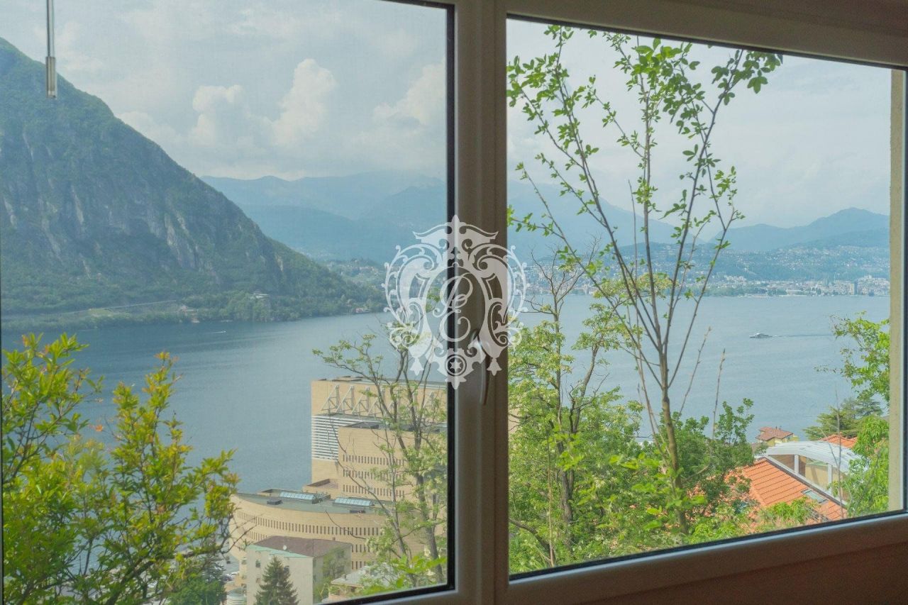 Вилла в Кампионе-д'Италия, Италия, 250 м2 фото 3