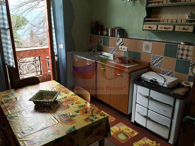 Дом в Сан-Ремо, Италия, 600 м2 фото 2
