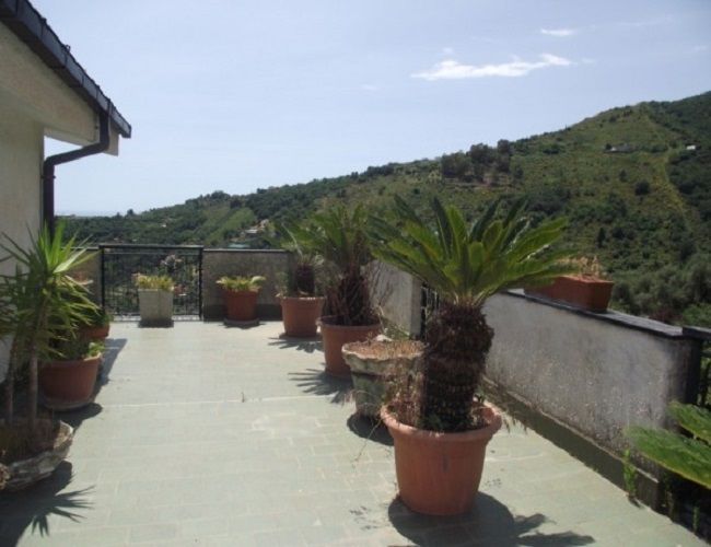 Вилла в Сан-Ремо, Италия, 420 м2 фото 2