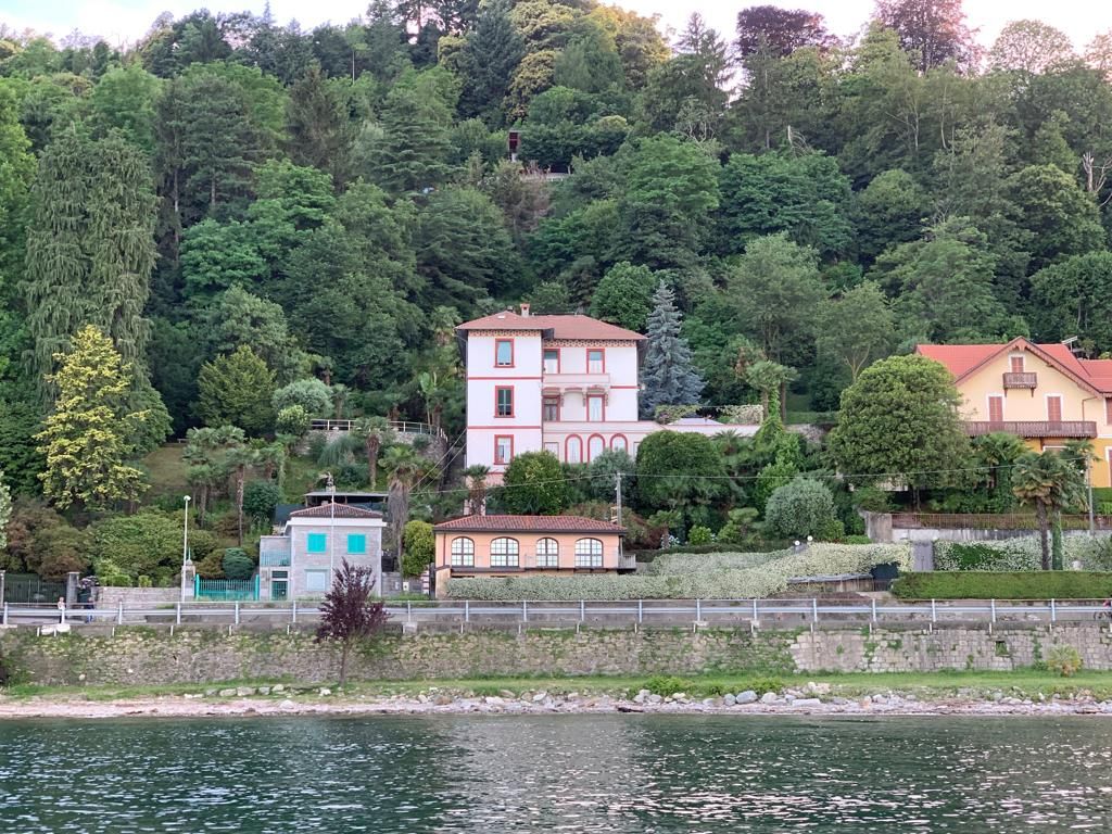 Вилла в Мейне, Италия, 400 м2 фото 2