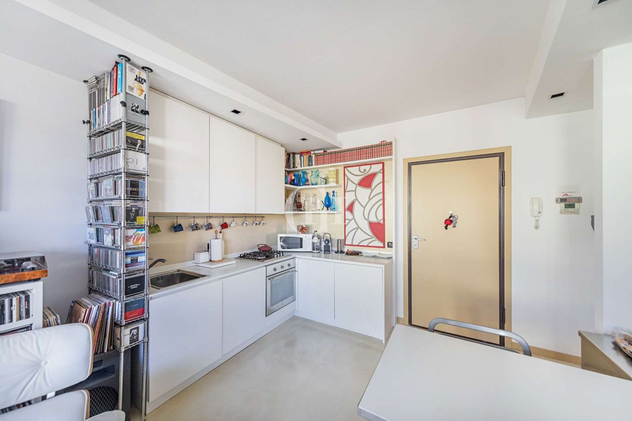 Апартаменты у озера Гарда, Италия, 60 м2 фото 5
