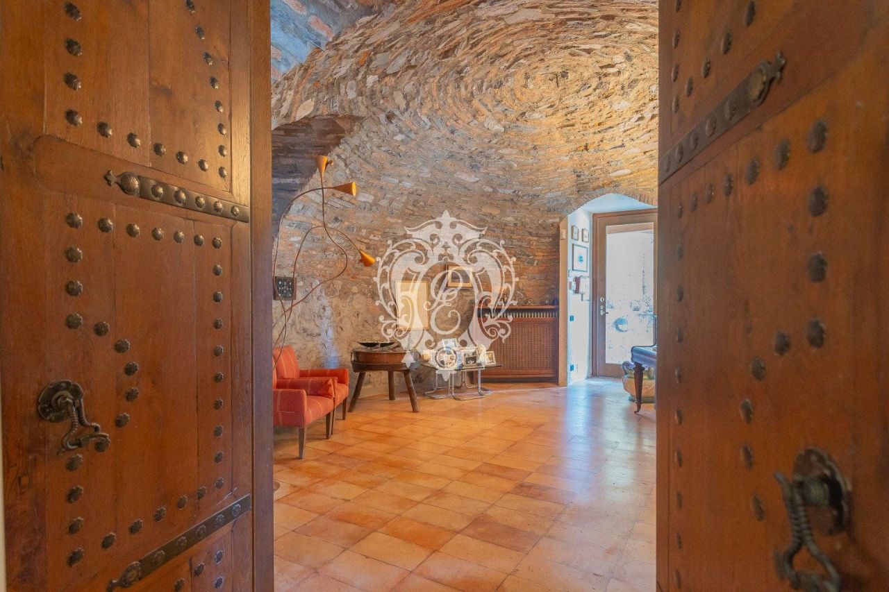 Вилла в Блевио, Италия, 300 м2 фото 1