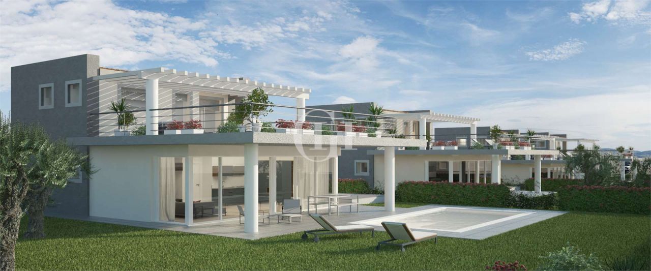 Вилла у озера Гарда, Италия, 280 м2 фото 2