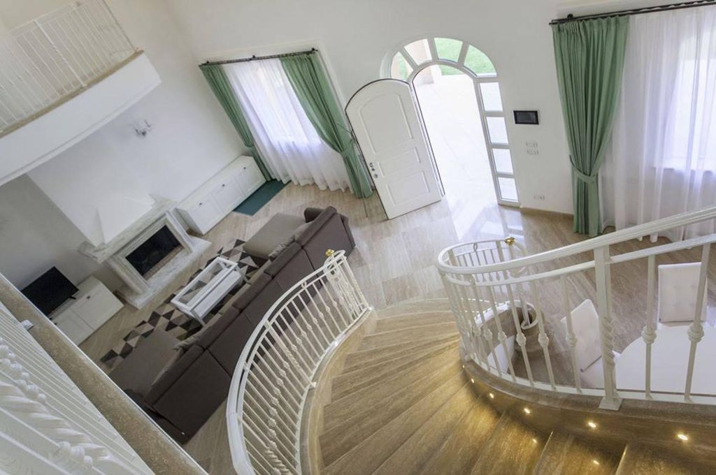 Вилла в Форте деи Марми, Италия, 625 м2 фото 3