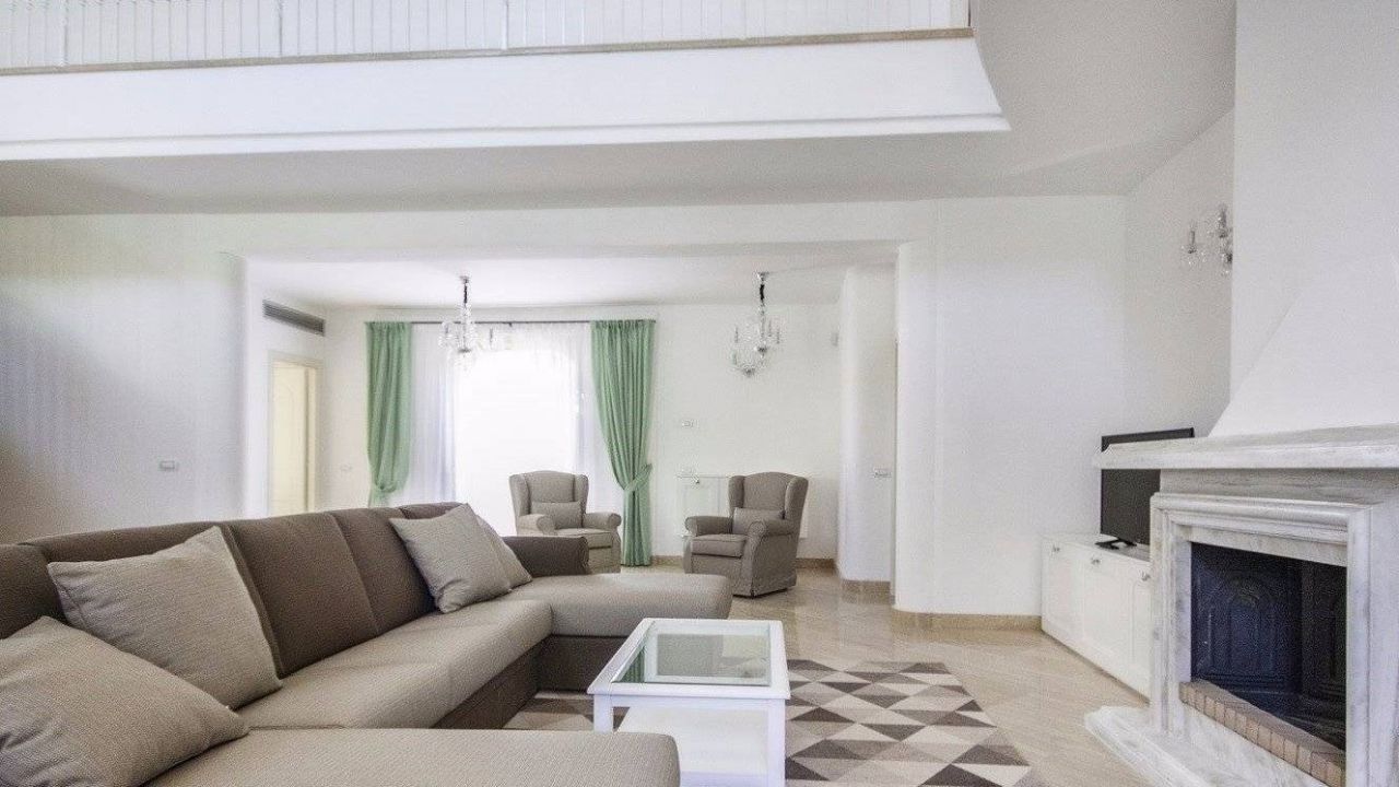 Вилла в Форте деи Марми, Италия, 435 м2 фото 2