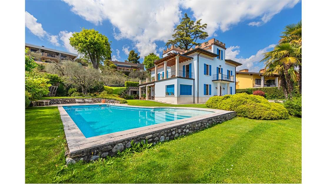 Вилла у озера Гарда, Италия, 500 м2 фото 2