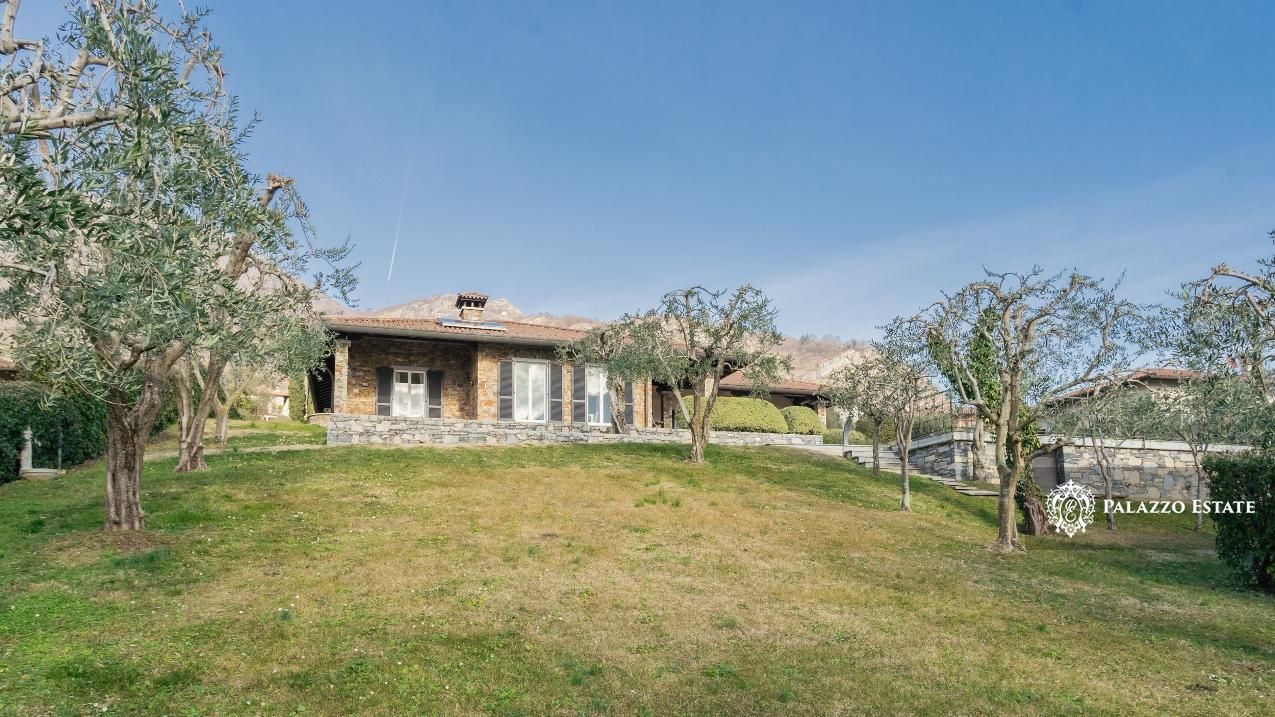 Вилла в Тремеццине, Италия, 300 м2 фото 2