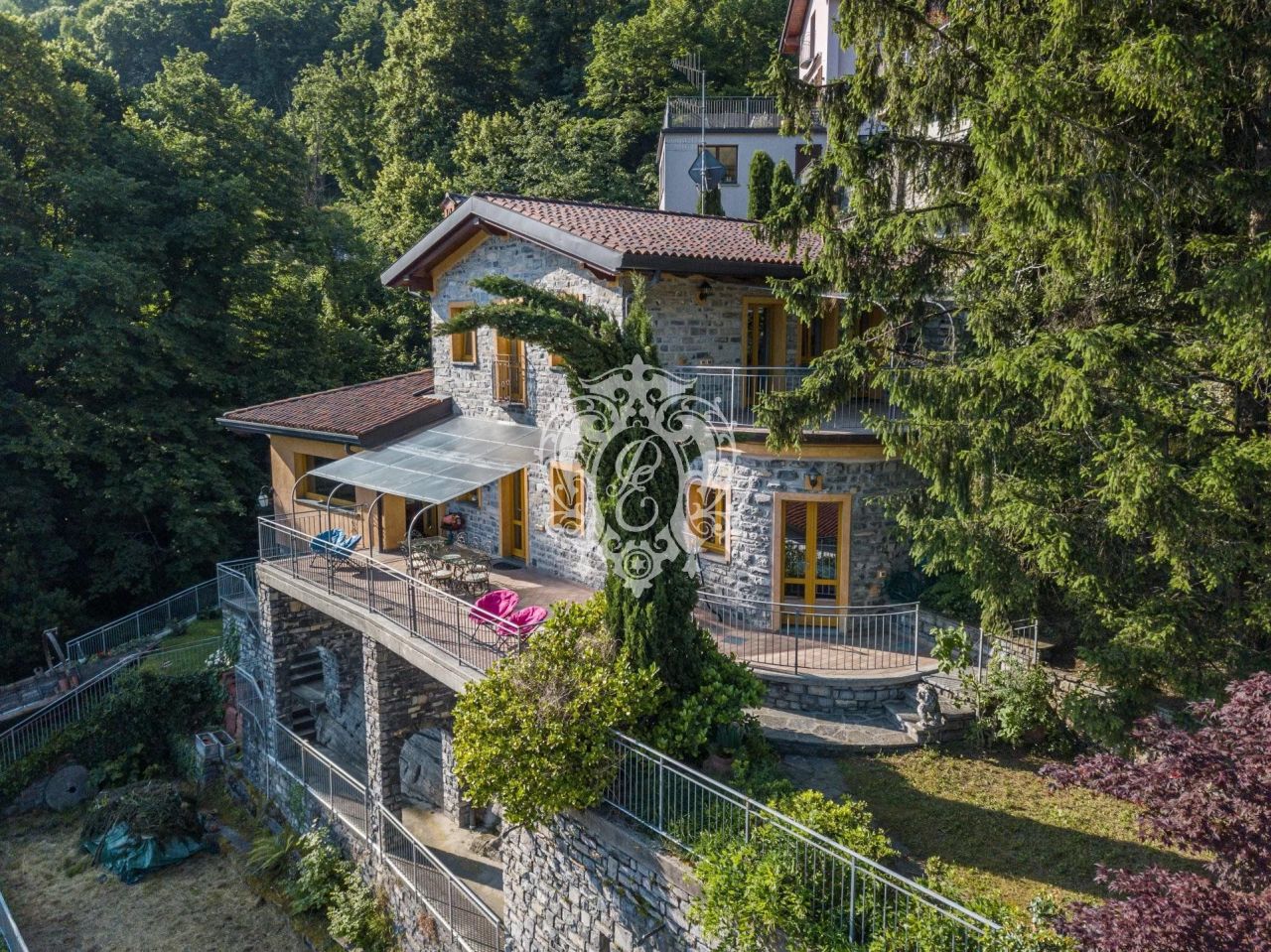 Вилла в Торно, Италия, 160 м2 фото 2