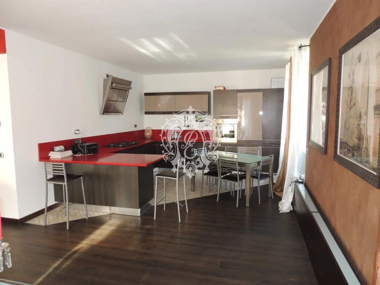 Вилла Maslianico, Италия, 350 м2 фото 5