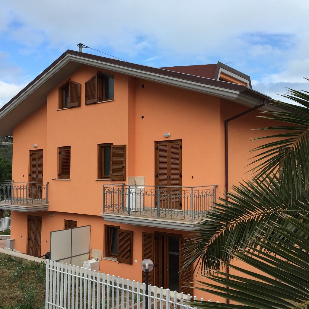 Квартира в Сильви-Марине, Италия, 120 м2 фото 1
