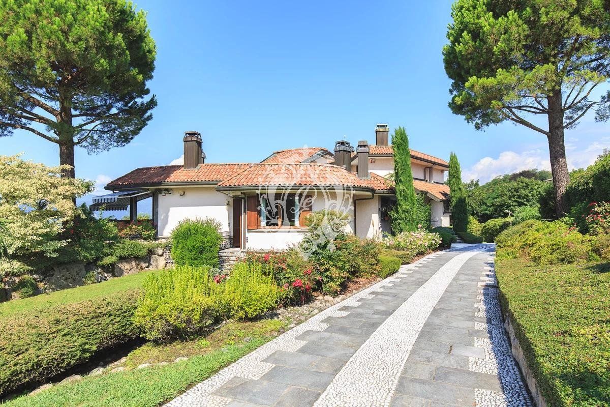 Вилла в Безоццо, Италия, 550 м2 фото 4