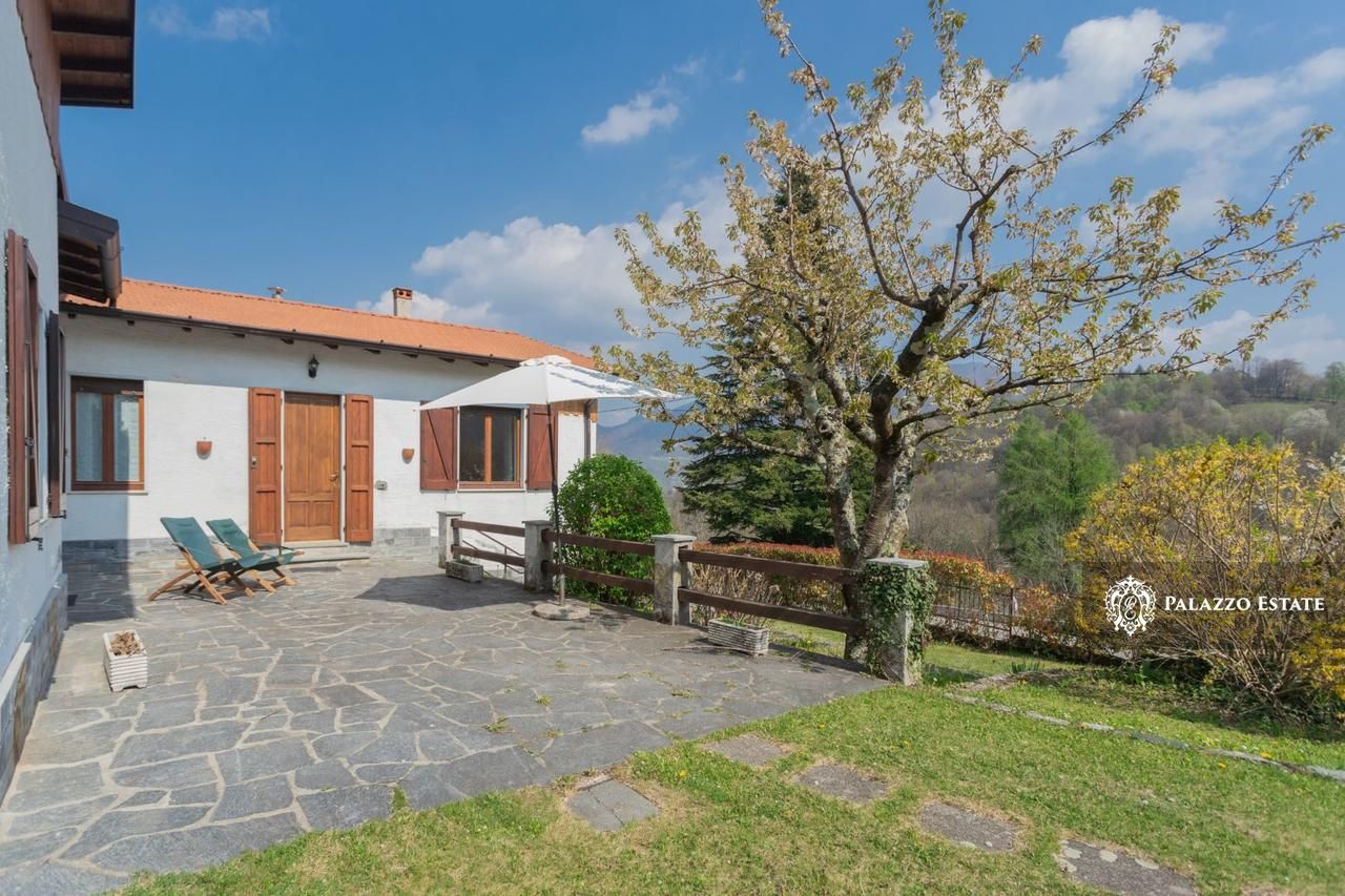 Дом в Ланцо-д’Интельви, Италия, 180 м2 фото 2