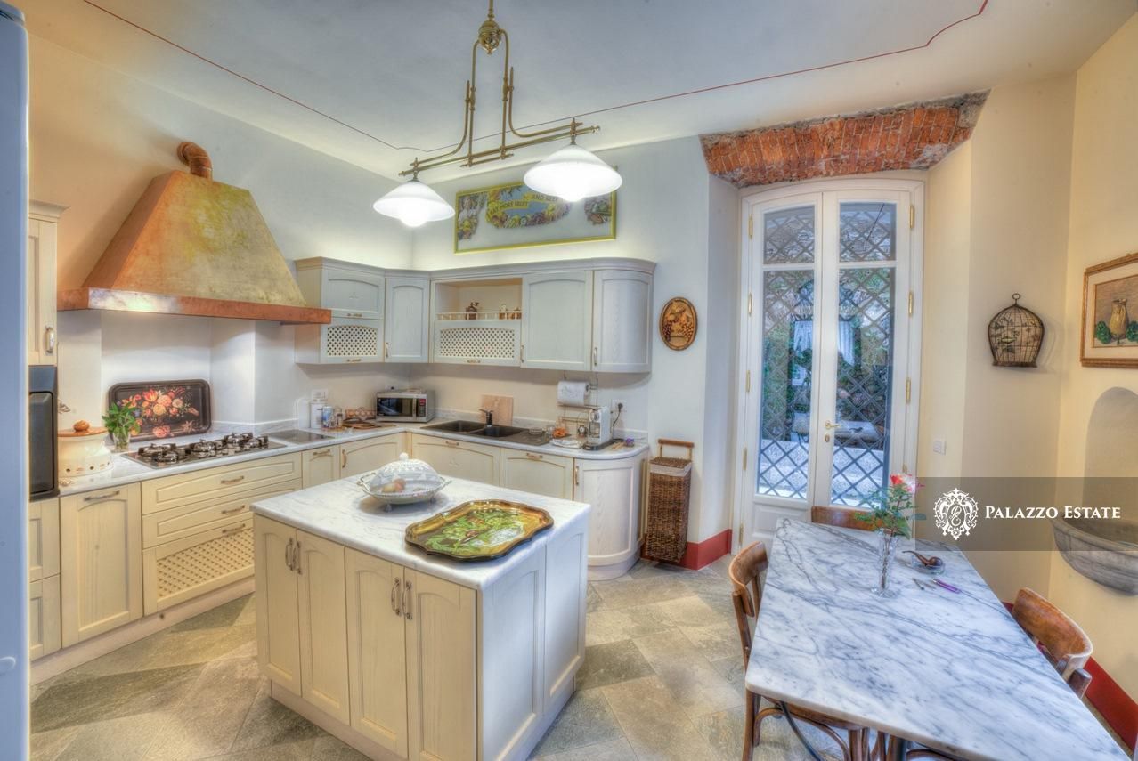Вилла в Вербании, Италия, 730 м2 фото 5