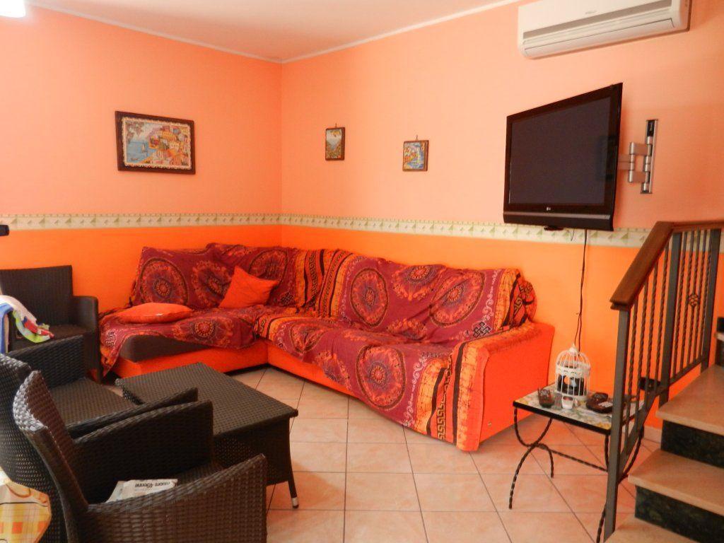 Вилла в Санта-Мария дель Чедро, Италия, 95 м2 фото 2