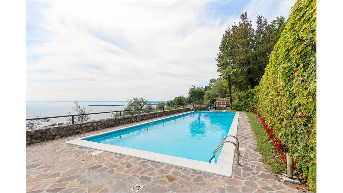 Апартаменты у озера Гарда, Италия, 60 м2 фото 5
