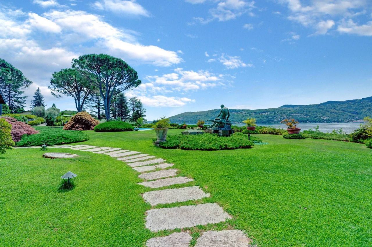 Вилла в Лавено-Момбелло, Италия, 519 м2 фото 3