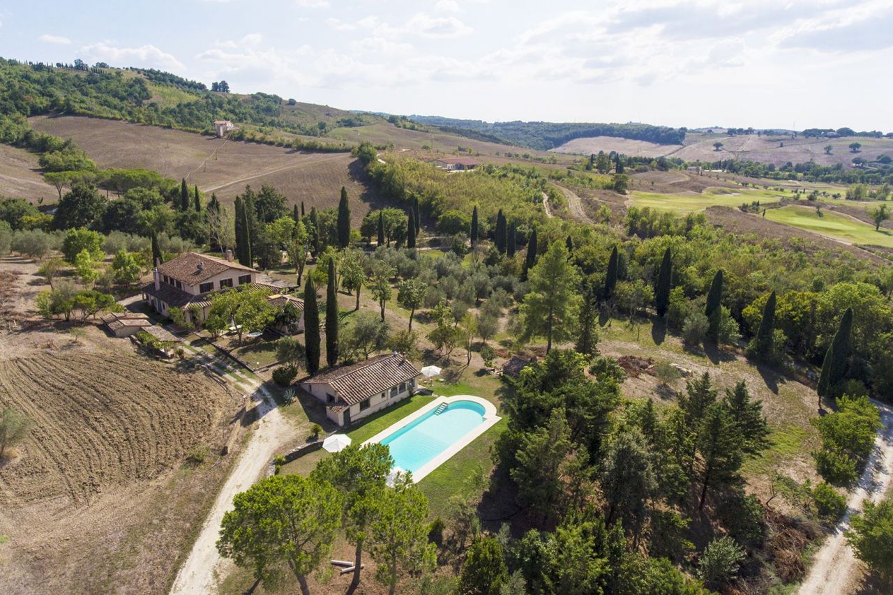 Вилла в Гроссето, Италия, 350 м2 фото 1