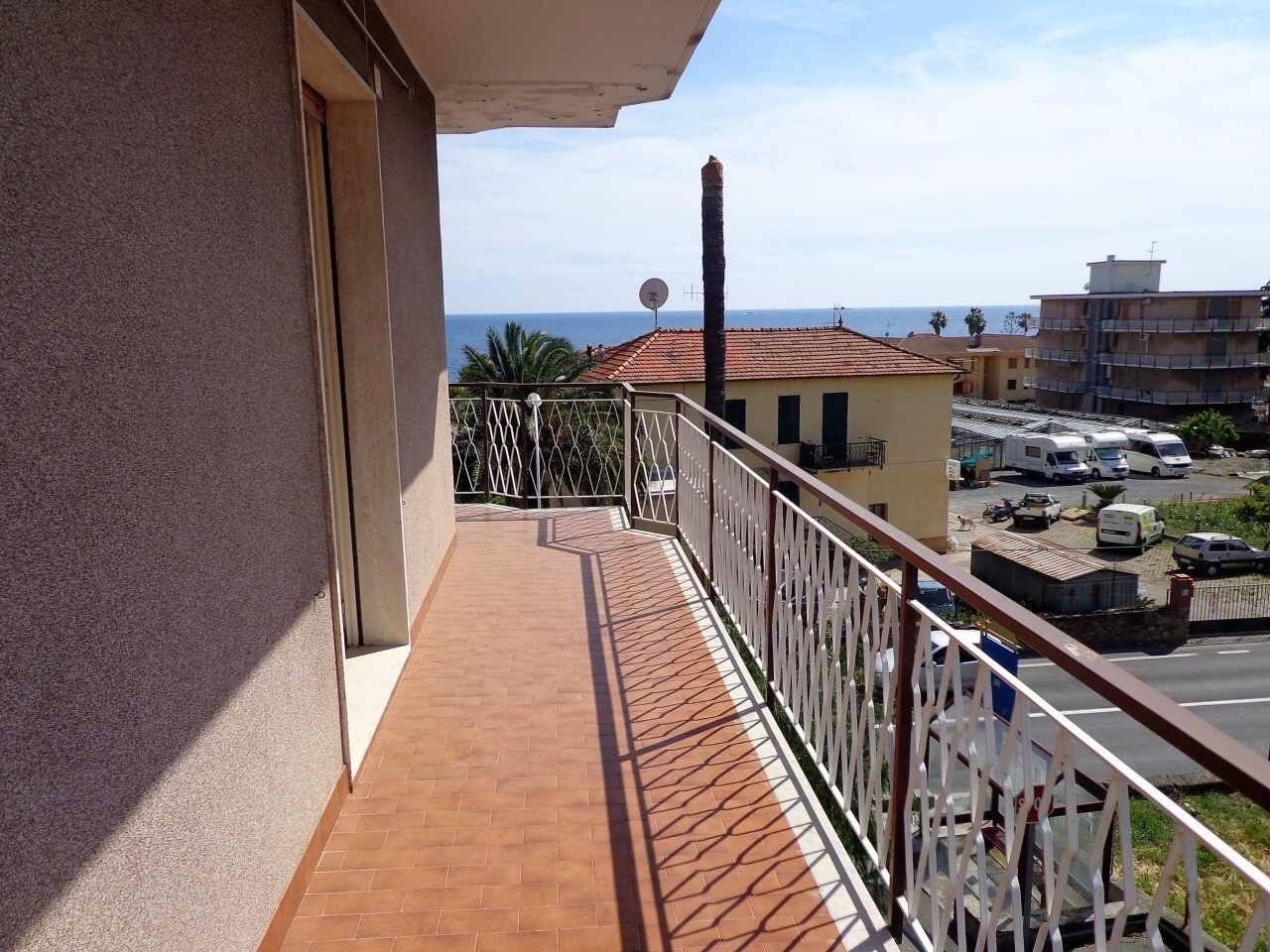 Квартира в Арма ди Таджа, Италия, 75 м2 фото 3