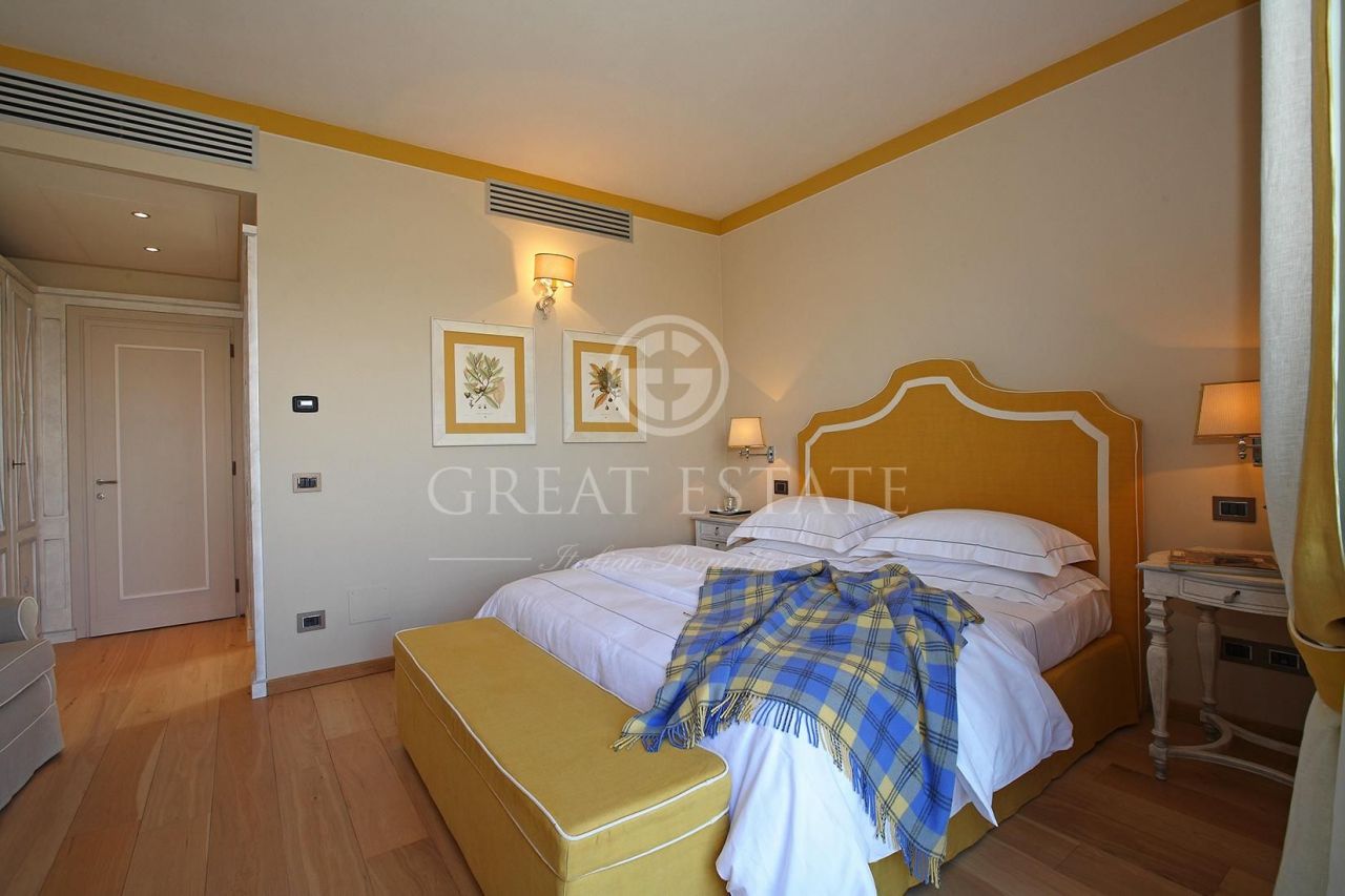 Апартаменты San Casciano dei Bagni, Италия, 152 м2 фото 4
