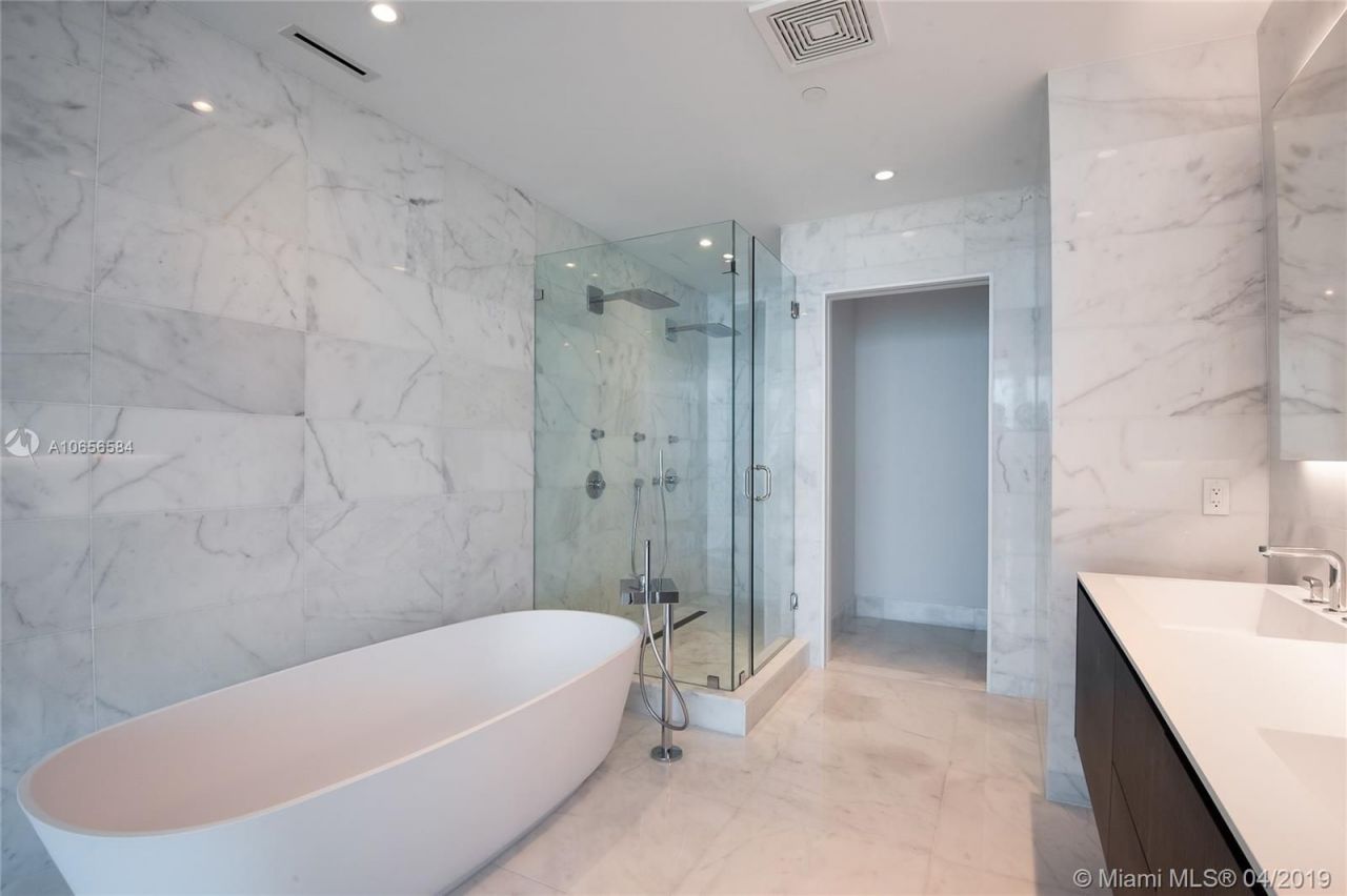 Квартира в Майами, США, 210 м2 фото 4