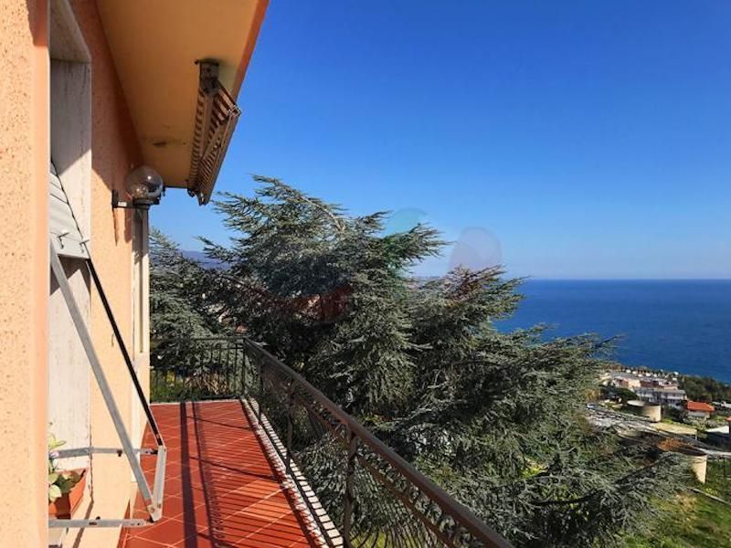 Вилла в Сан-Ремо, Италия, 350 м2 фото 5