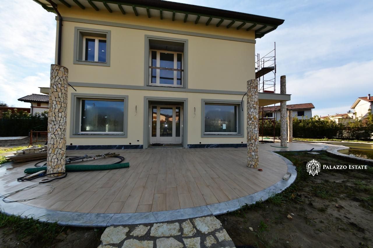 Вилла в Марина ди Пьетрасанта, Италия, 210 м2 фото 3