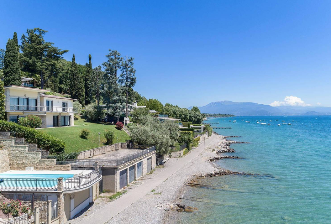Вилла у озера Гарда, Италия, 300 м2 фото 1