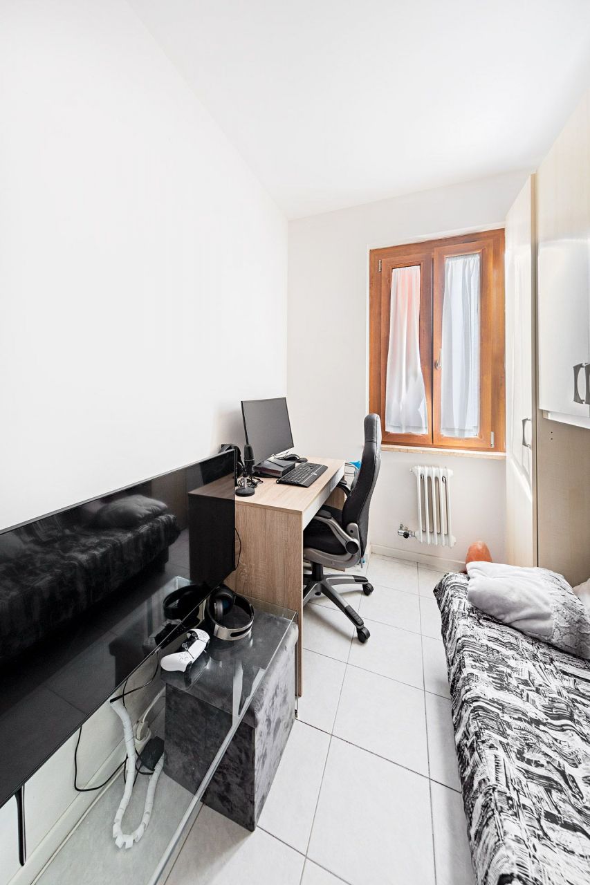 Апартаменты у озера Гарда, Италия, 60 м2 фото 4