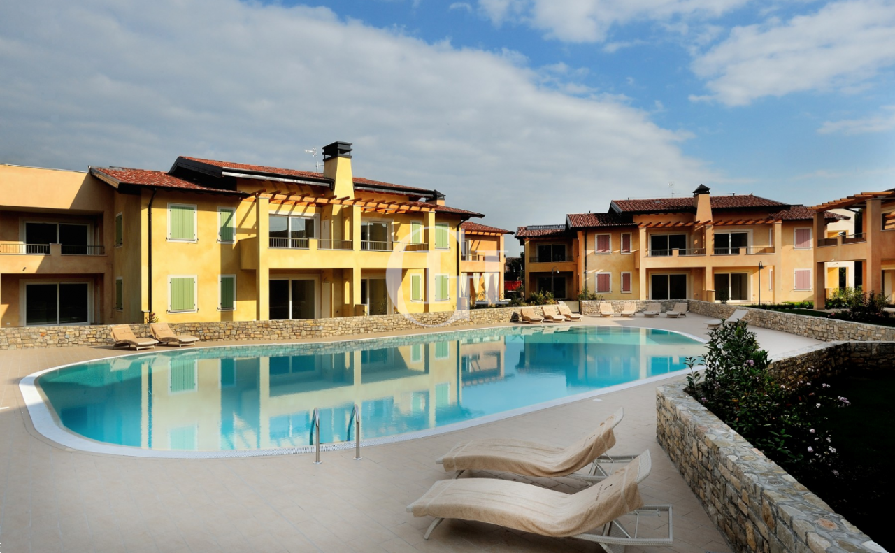 Апартаменты у озера Гарда, Италия, 85 м2 фото 2