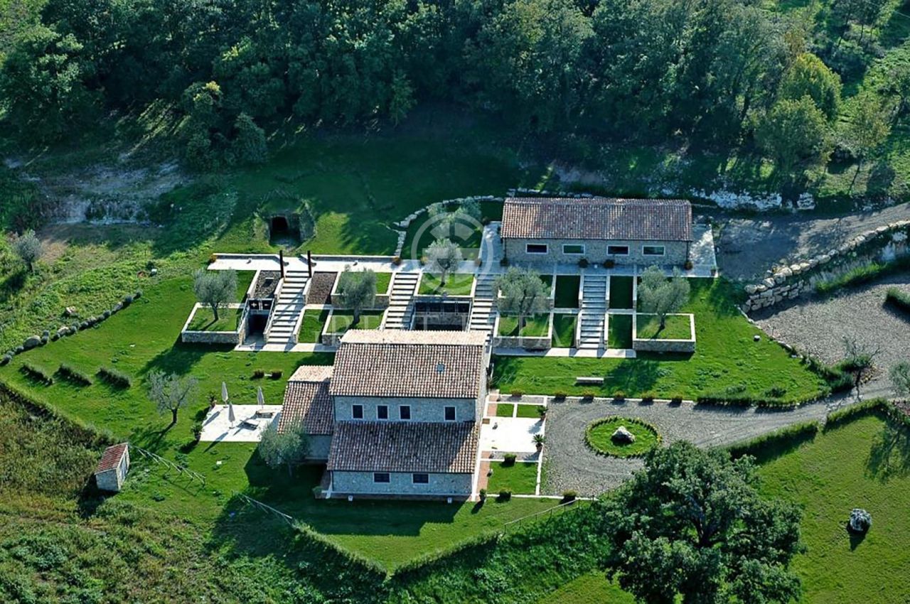 Дом Manciano, Италия, 604.25 м2 фото 3