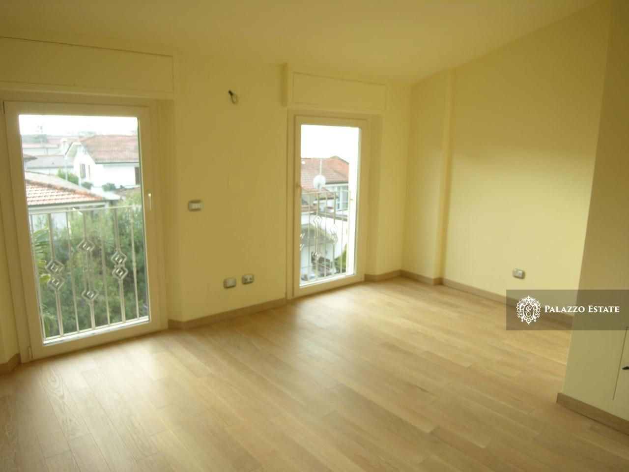 Дом в Виареджо, Италия, 180 м2 фото 1