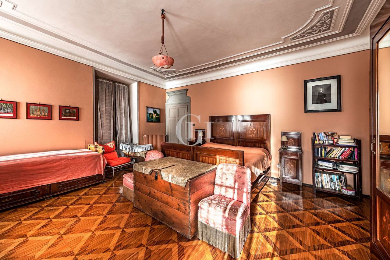 Квартира у озера Гарда, Италия, 112 м2 фото 3