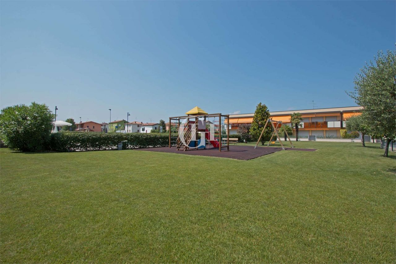 Апартаменты у озера Гарда, Италия, 116 м2 фото 3