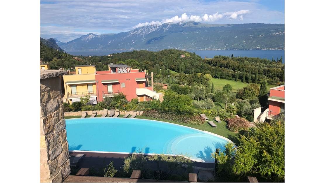 Апартаменты у озера Гарда, Италия, 140 м2 фото 1